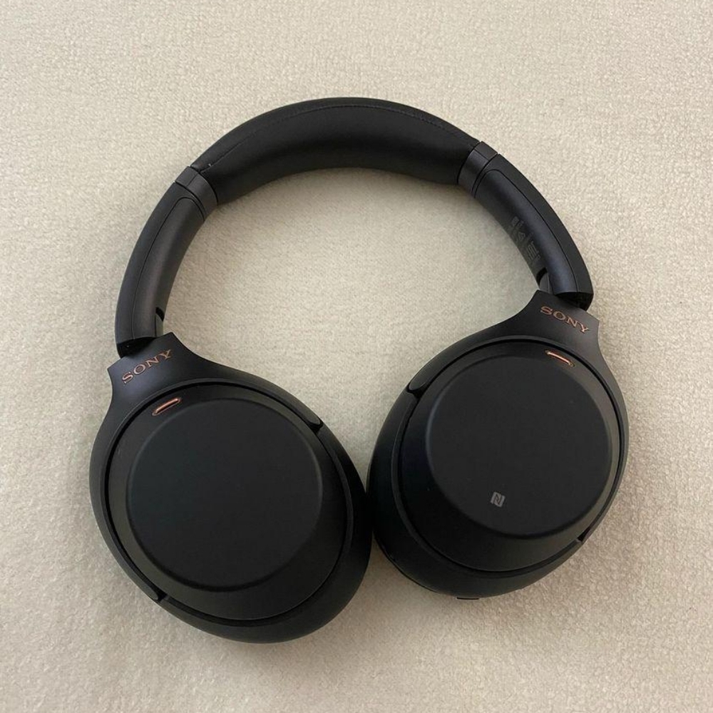 SOLD - Sony WH1000XM3 Noise Cancelling Headphones - BLACK